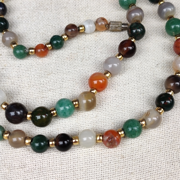 Vintage agate and Jade necklace - Picture 2 of 8